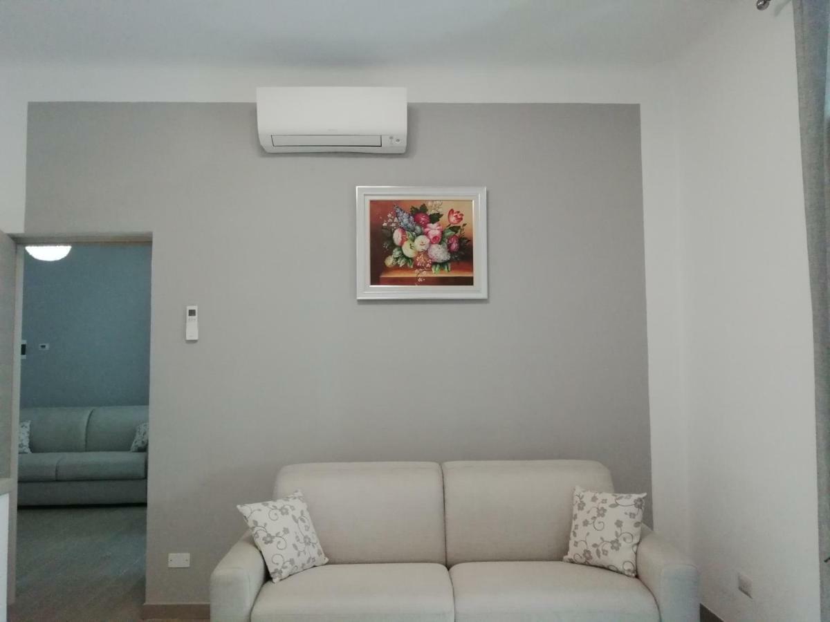 דירות לה ספציה Roel Garden View מראה חיצוני תמונה