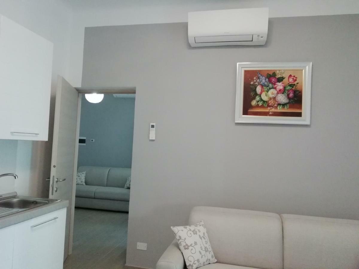 דירות לה ספציה Roel Garden View מראה חיצוני תמונה