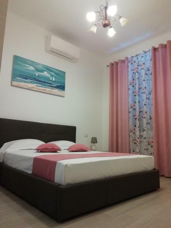 דירות לה ספציה Roel Garden View מראה חיצוני תמונה